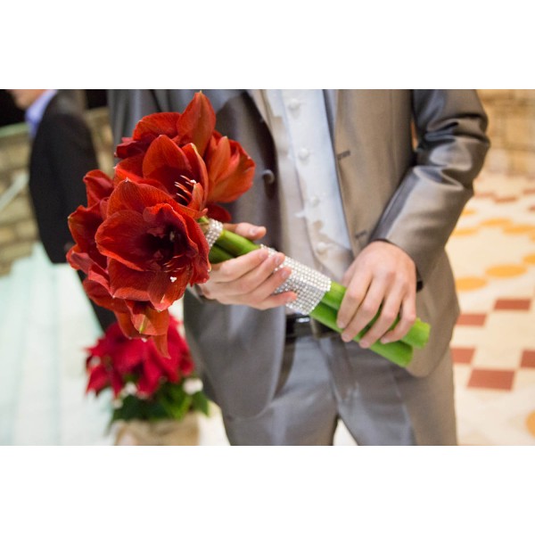 Bridal bouquet with amaryllis