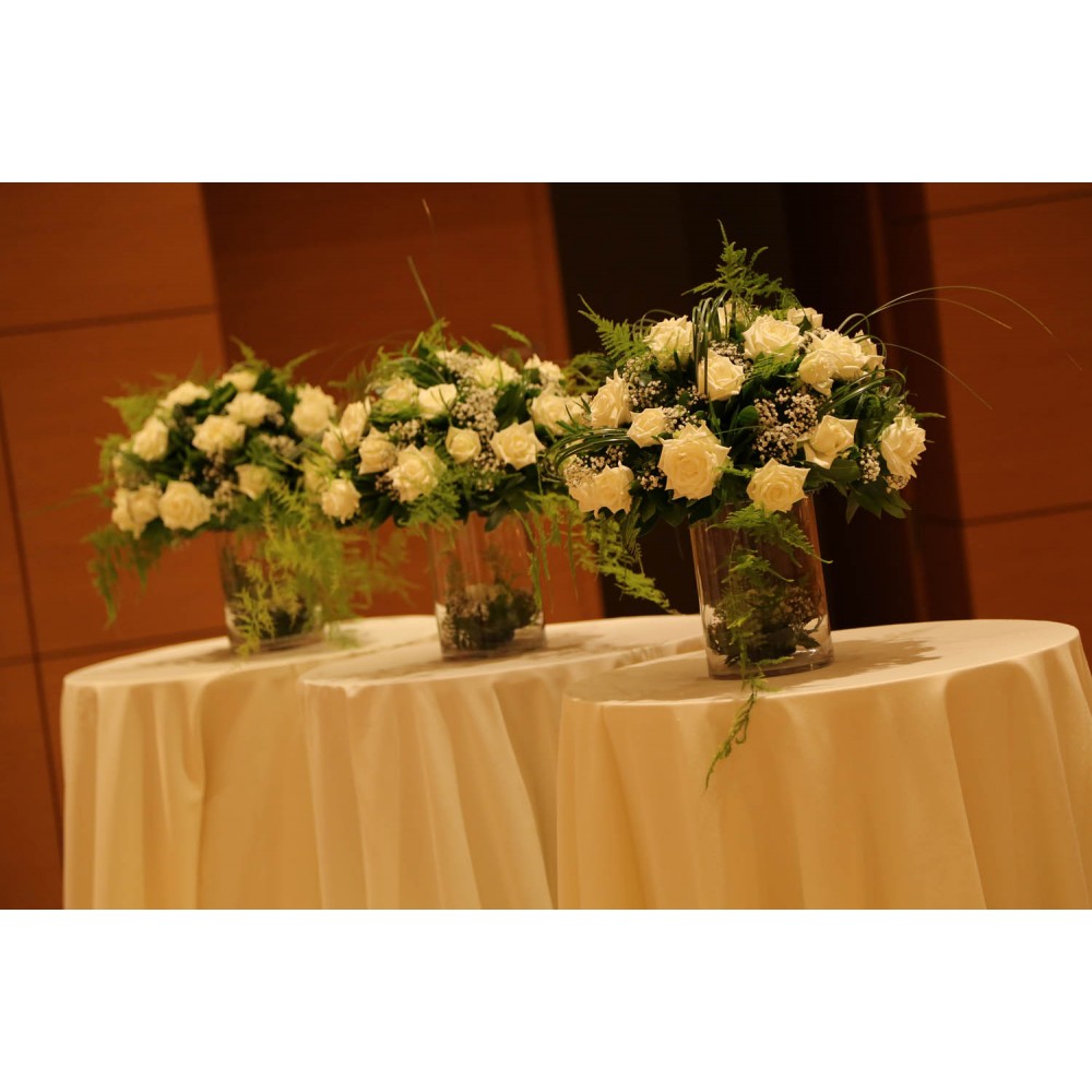 Wedding decoration with white roses