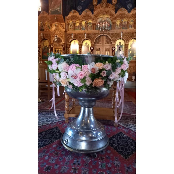 Στολισμός Βάπτισης με Ροζ Ορτανσίες και Τριαντάφυλλα SB14